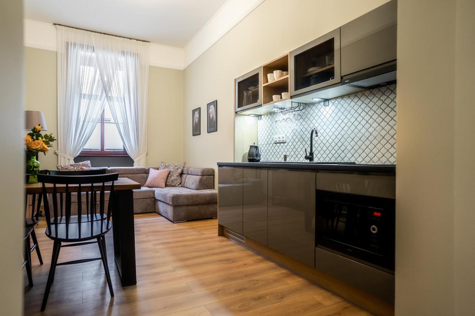 קרקוב Old Town Ac Apartments Main Raiway Station מראה חיצוני תמונה