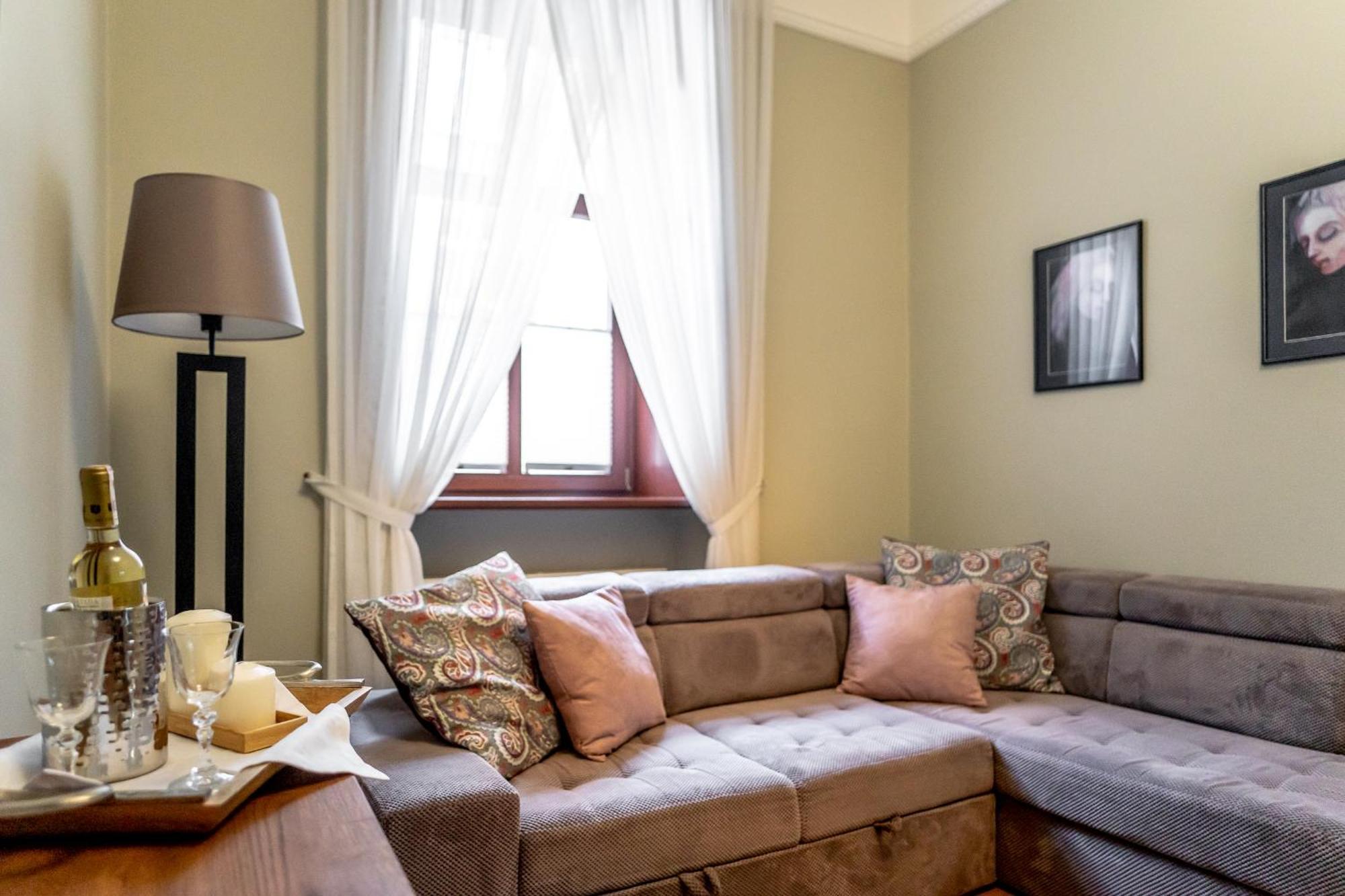 קרקוב Old Town Ac Apartments Main Raiway Station מראה חיצוני תמונה