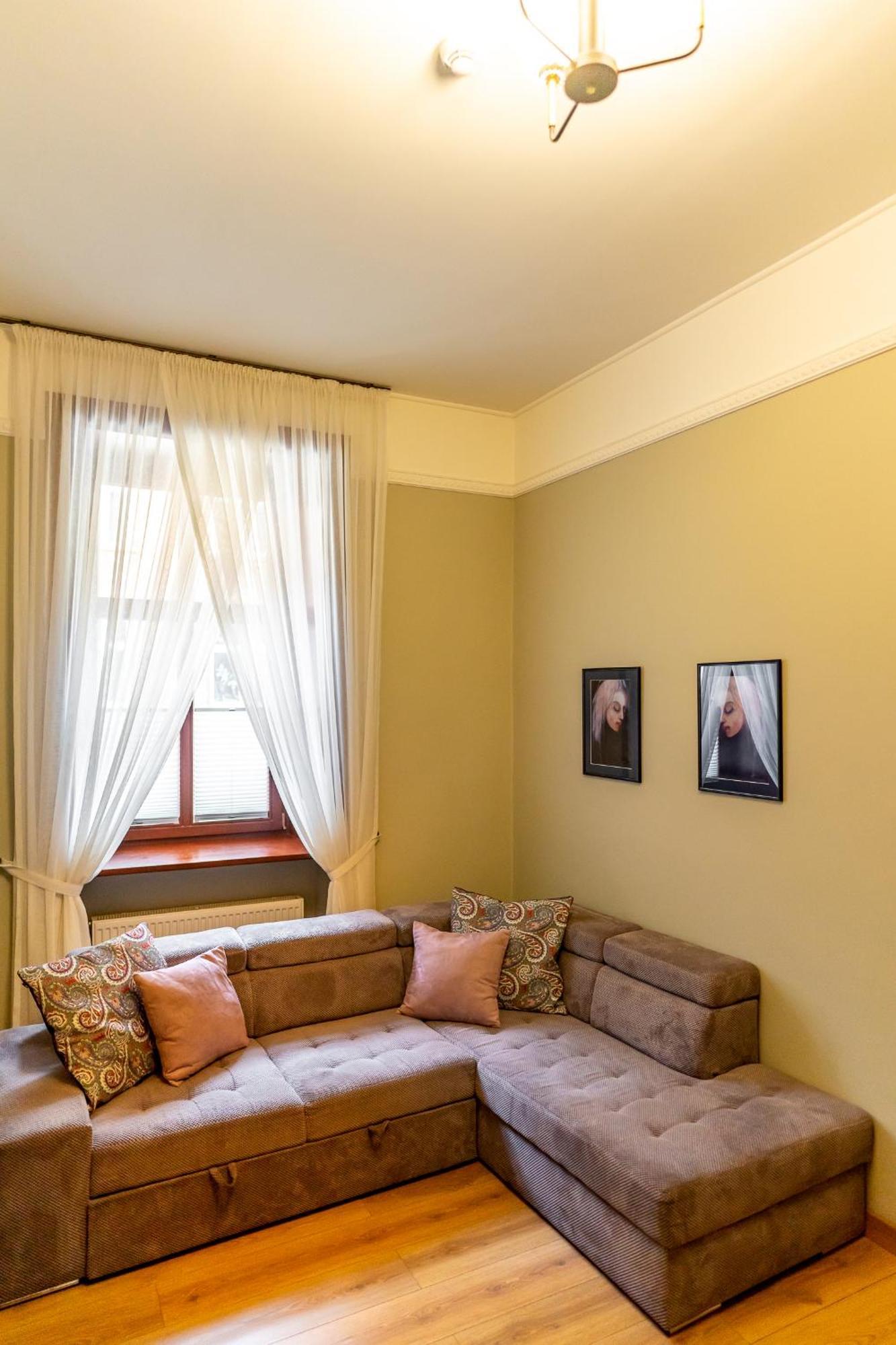 קרקוב Old Town Ac Apartments Main Raiway Station מראה חיצוני תמונה